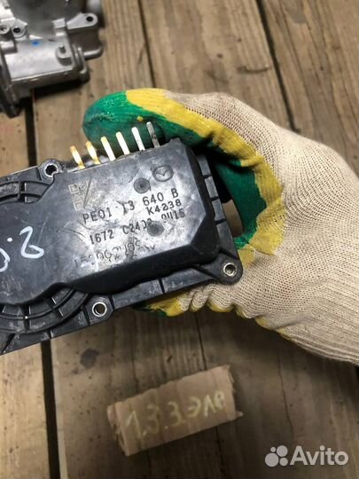 Дроссельная заслонка Mazda сх-5 PE01 13 640 B