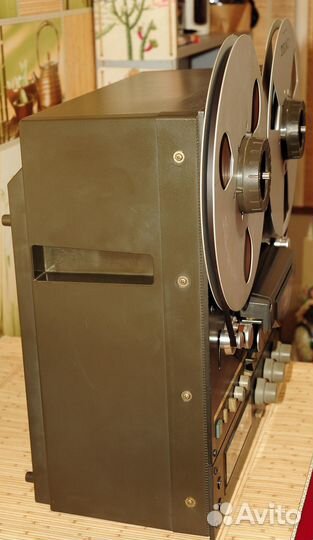 Катушечный магнитофон teac X10R