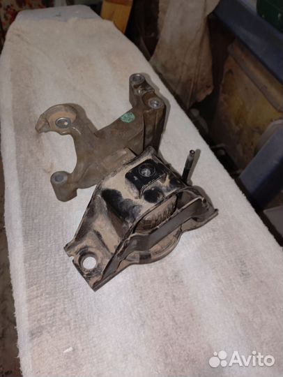 Подушка двигателя ниссан кашкай