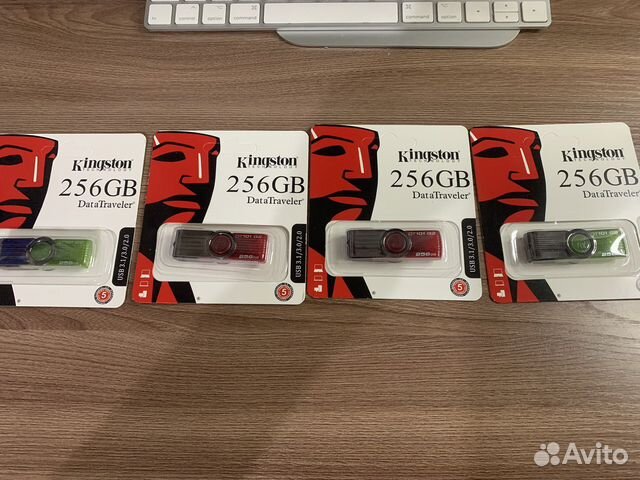 USB флешка Kingston 256GB