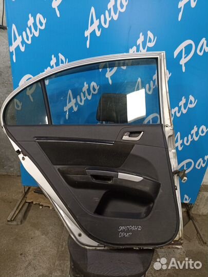 Джилли Эмгранд дверь задняя левая цветет