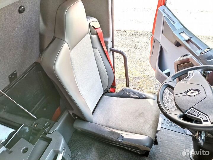 Сиденье водительское пневматическое Renault T