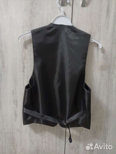 Жилет для мальчика школьный