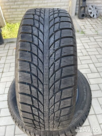 Kumho WinterCraft Ice Wi51 205/55 R16 94T