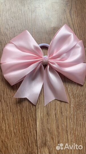 Бант на резинке на заколке