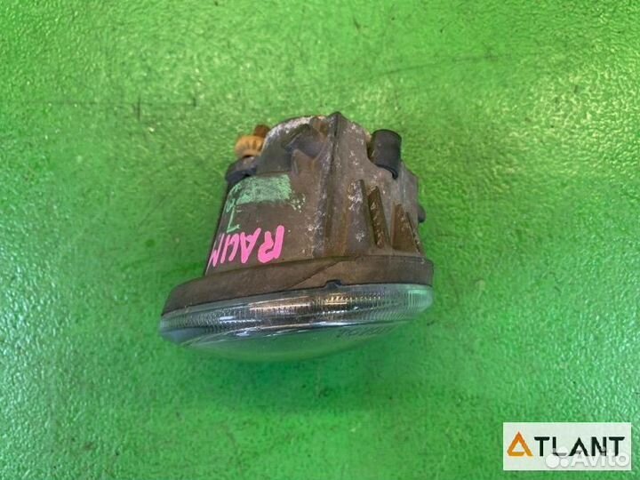 Туманка передняя левая toyota raum