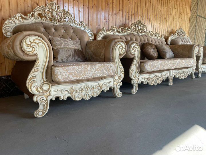 Диван и 2 кресла