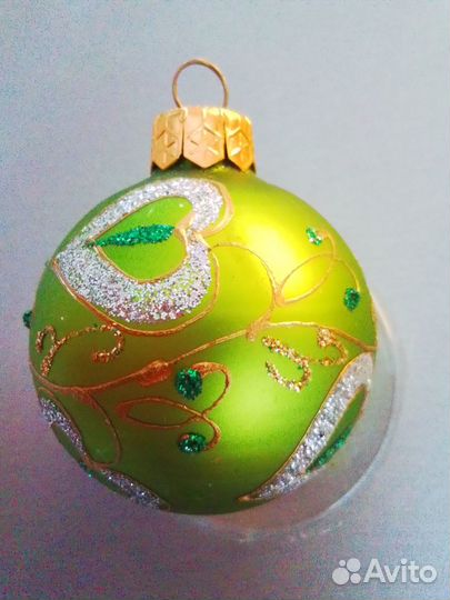 Ёлочные игрушки из стекла, ручная роспись