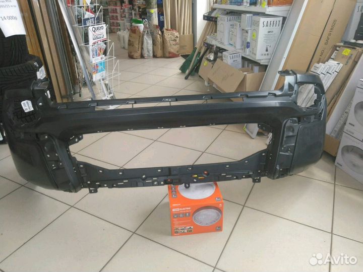 Бампер передний митцубиси Паджеро спорт. оригинал