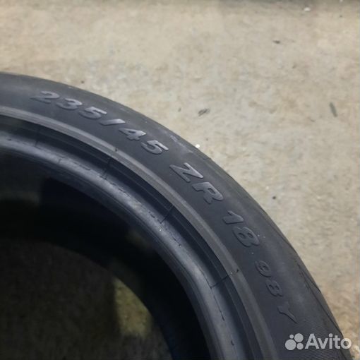 Pirelli P Zero Nero GT 235/45 R18