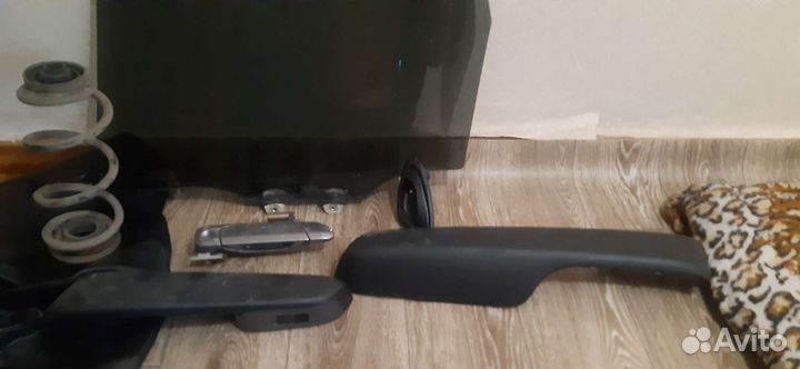 Стекло заднего правых двери хонда фит