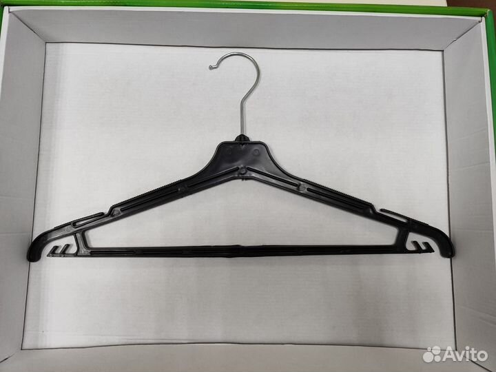 Вешалки плечики