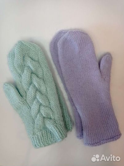 Варежки женские