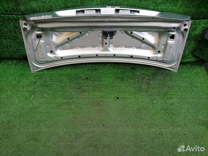 Крышка багажника Mitsubishi Lancer Lancer IX CS2A