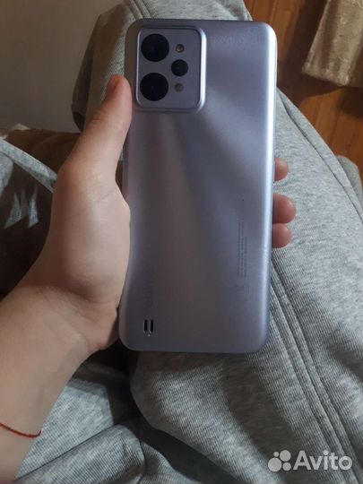 Телефон Realmi c31