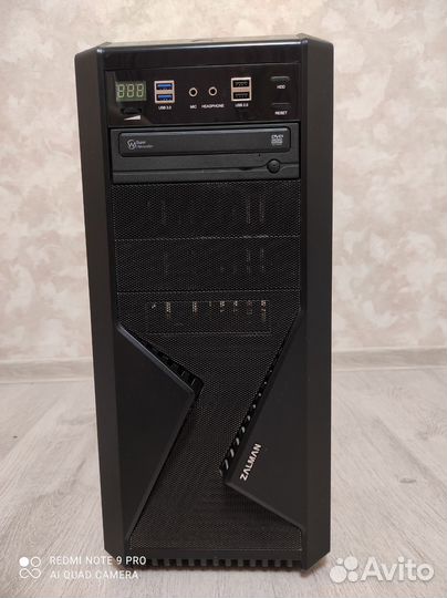 Игровой компьютерный корпус