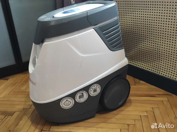 Пылесос с аквафильтром Kercher