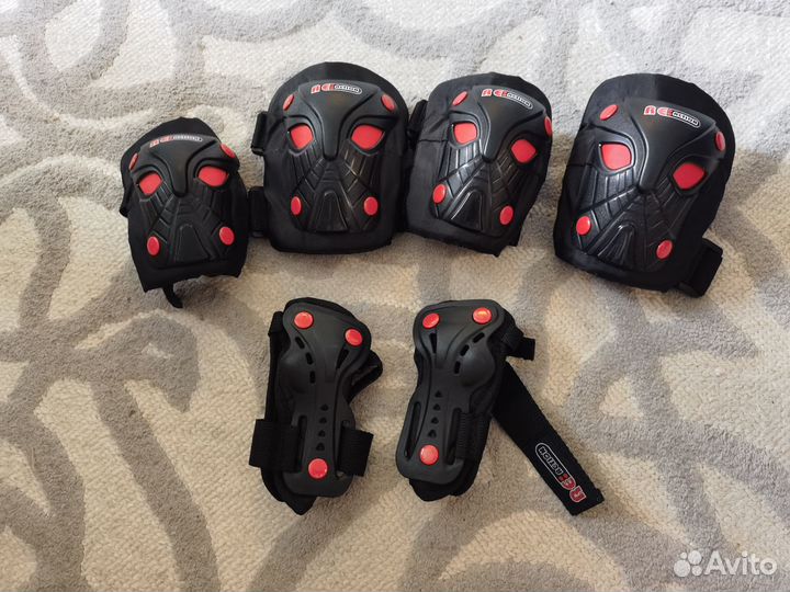 Защита ребёнка для катания на роликовых коньках