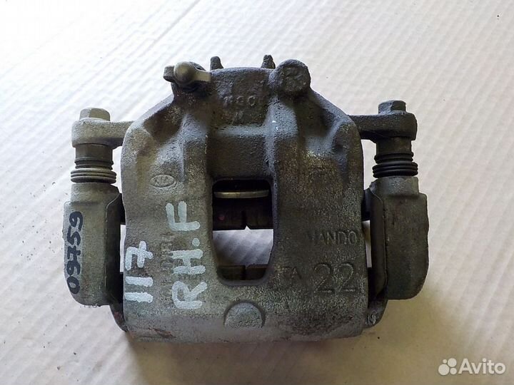 Тормозной суппорт передний правый Hyundai Solaris