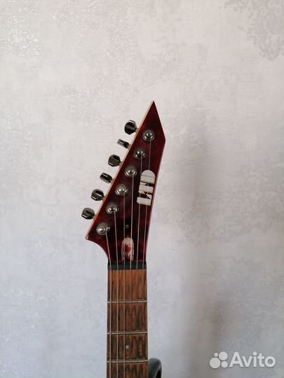 Электрогитара