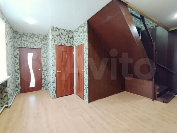 Дом 154 м² на участке 6,5 сот.