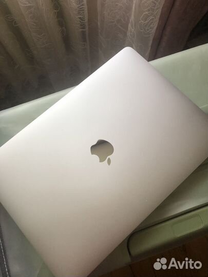 Apple MacBook Pro 13-inch 2019 на запчасти
