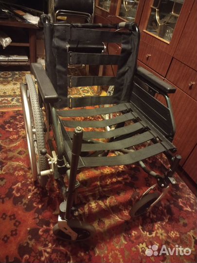 Инвалидная коляска новая