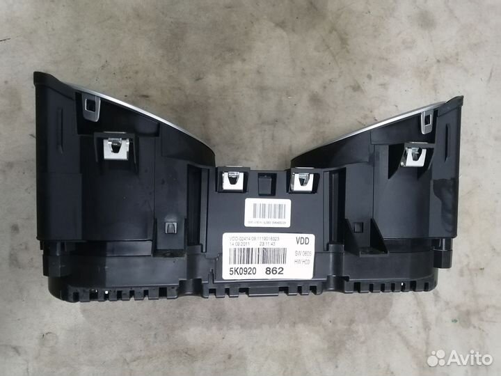 Панель приборов 1.6 АКПП для VW Golf VI 2009-2013