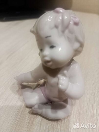 Фигурка статуэтка ангел
