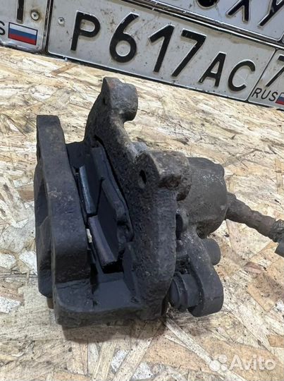 Суппорт правый Ваз (LADA) 2111