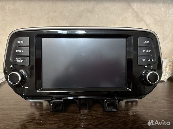 Штатная магнитола на Hyundai tucson