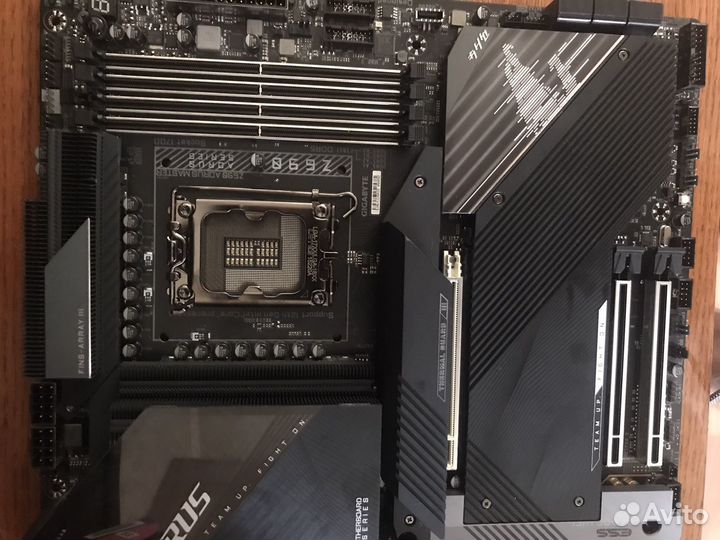 Gigabyte z690 aorus master