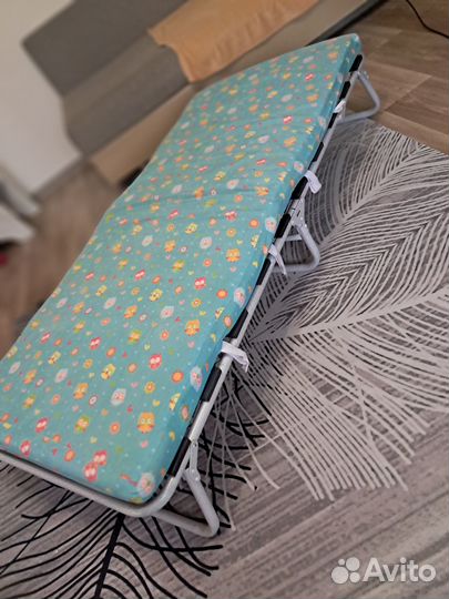 Раскладушка детская с матрасом