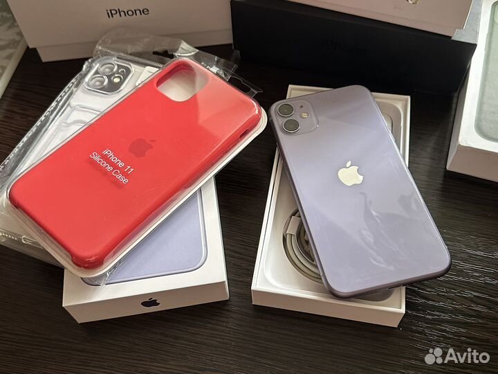 iPhone 11, 64 ГБ