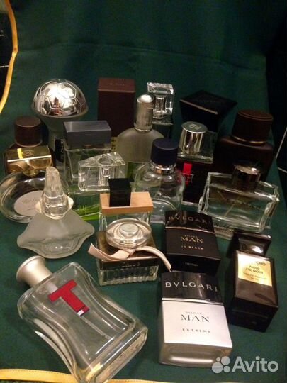 Бутылочки из-под духов