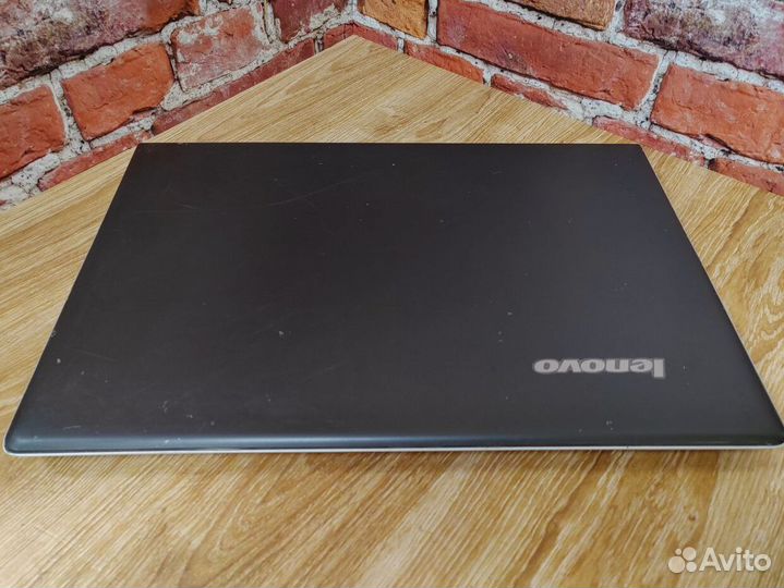 Ноутбук Lenovo с SSD240 для работы и игр Обмен