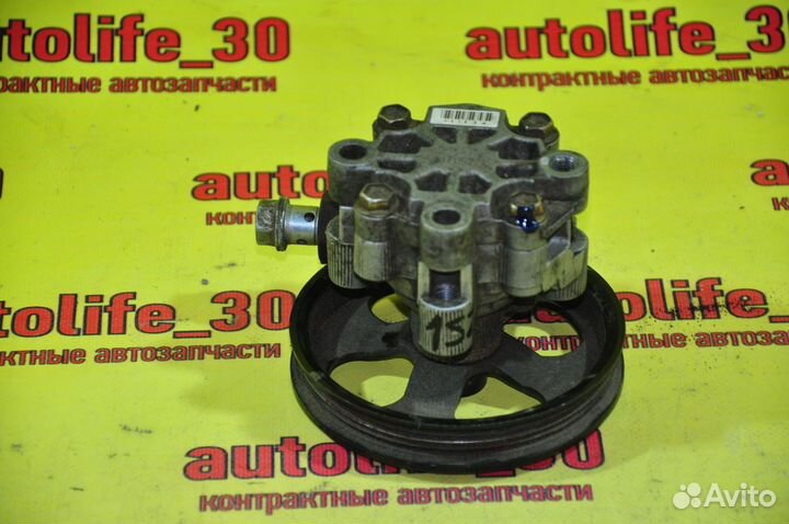 Насос гур Toyota Vitz Platz Yaris