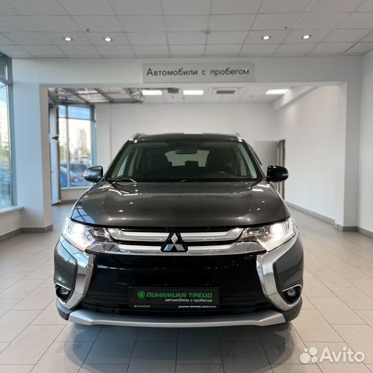 Mitsubishi Outlander 2 CVT, 2018, 110 251 км
