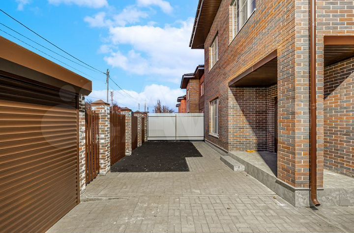 Дом 131,9 м² на участке 3 сот.