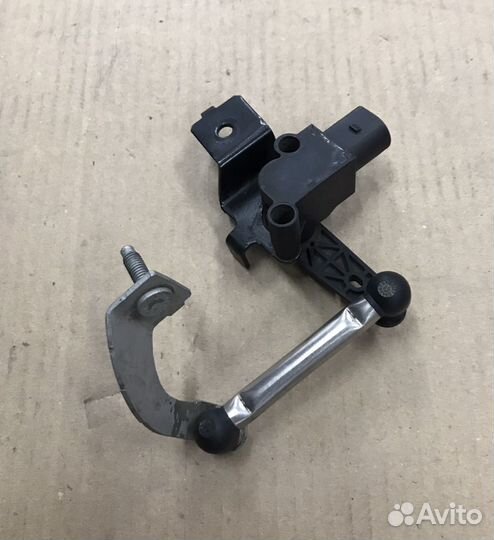 Датчик дорожного просвета VAG