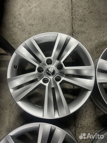 Оригинал Литые диски Skoda 5x112 R17 Чехия