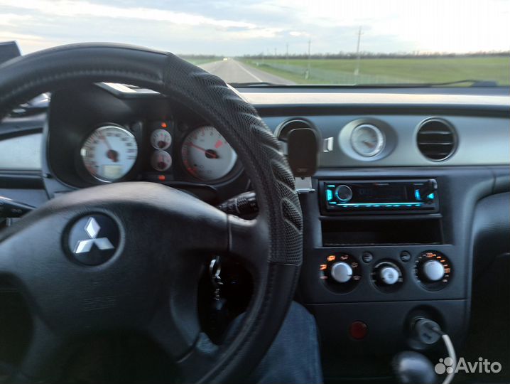 Mitsubishi Outlander 2.0 МТ, 2006, 270 000 км
