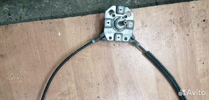 Стеклоподъемник передний правый Audi 80 90