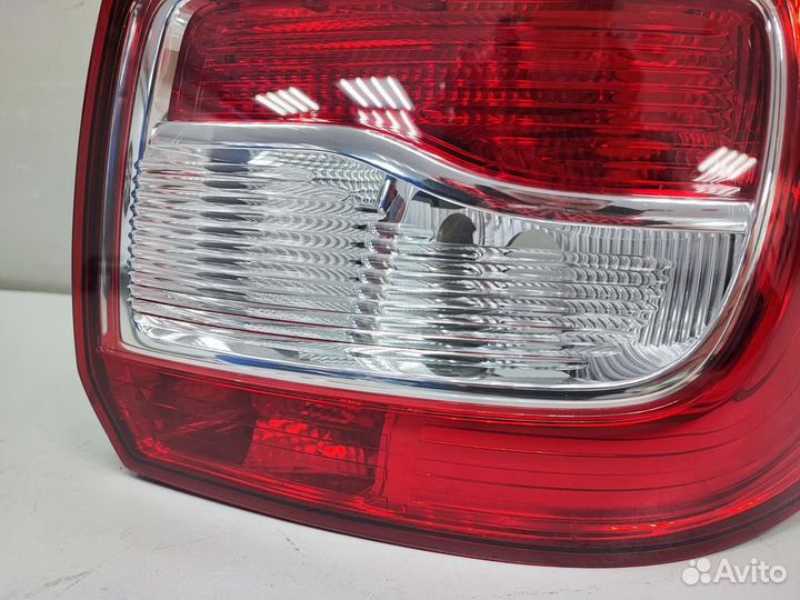 Фонарь правый renault logan 2 2014-нв