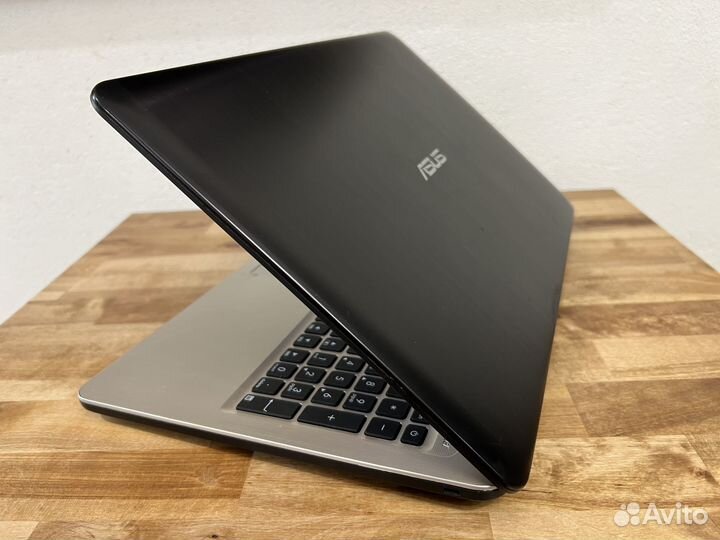 Быстрый Asus 4 ядра Pentium SSD+HDD звук бомба