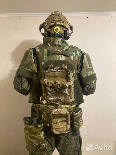 Полный комплект бронезащиты бронежилет шлем уши