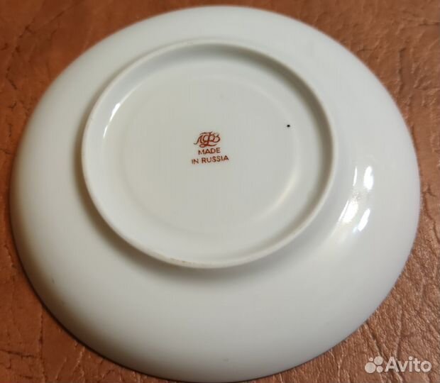 Блюдце из сервиза Ночь