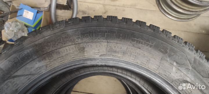 Nokian Tyres Hakkapeliitta 5 235/60 R18