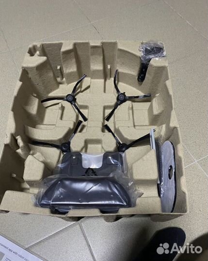 Робот пылесос