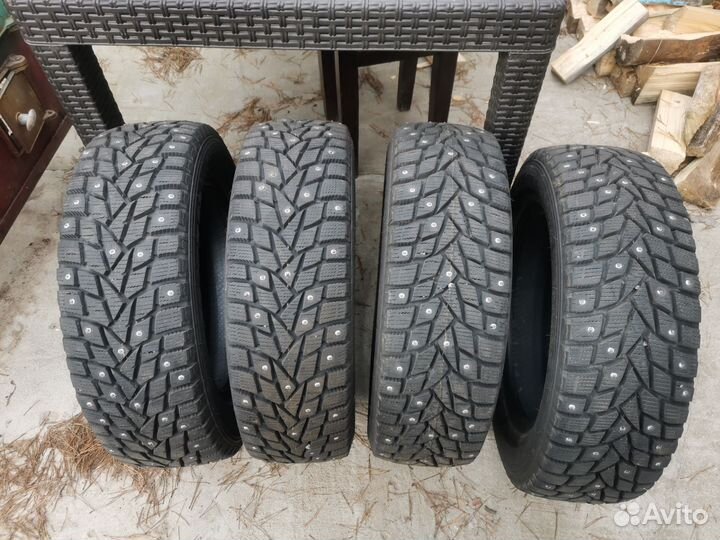 Dunlop SP Winter Ice 02 175/65 R14 82T